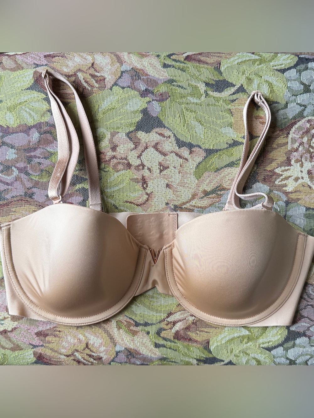 Victoria's Secret Multi-Way Bra (36C)